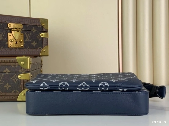 Nano LOUIS cm VUITTON Alpha-24*16*8 0105